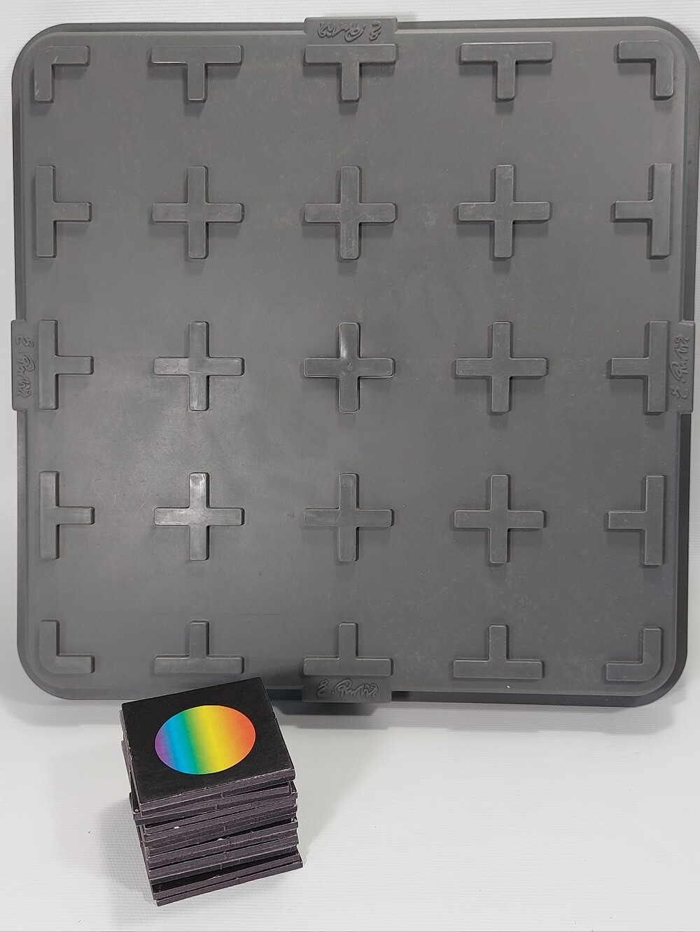 Vintage Rubik's Magic Strategy Game Matchbox Complete Game 1987 - Picture 5 of 6